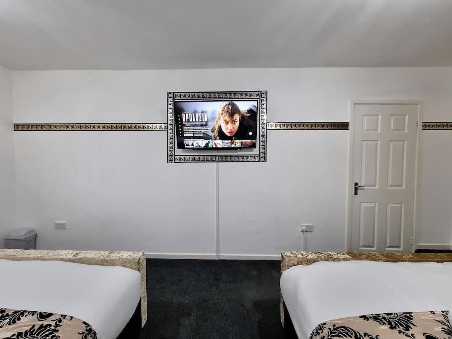 *C.Sani* Setup For Your Most Relaxed & Amazing Stay + Free Parking + Free Fast Wifi * Leeds  Extérieur photo