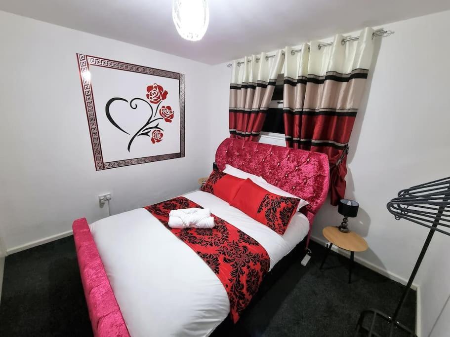 *C.Sani* Setup For Your Most Relaxed & Amazing Stay + Free Parking + Free Fast Wifi * Leeds  Extérieur photo