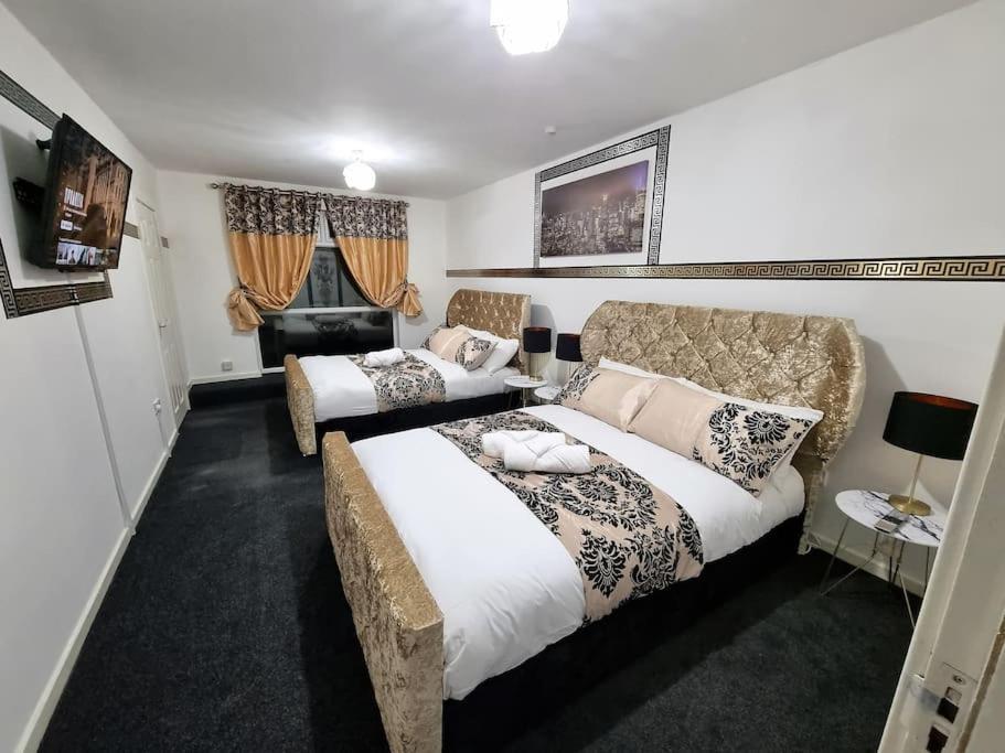 *C.Sani* Setup For Your Most Relaxed & Amazing Stay + Free Parking + Free Fast Wifi * Leeds  Extérieur photo