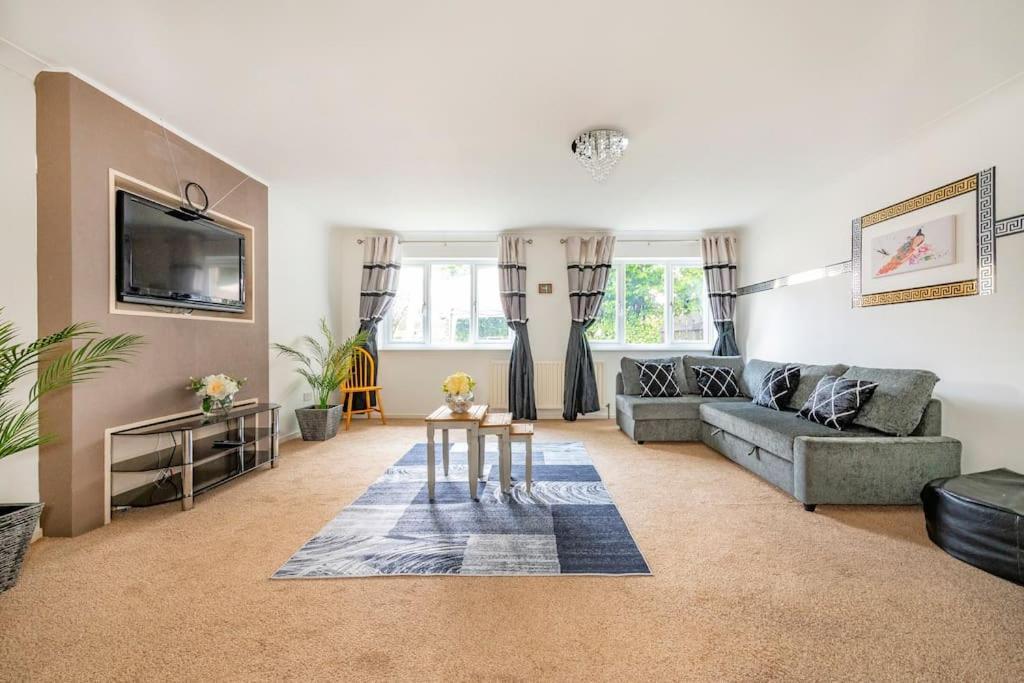 *C.Sani* Setup For Your Most Relaxed & Amazing Stay + Free Parking + Free Fast Wifi * Leeds  Extérieur photo
