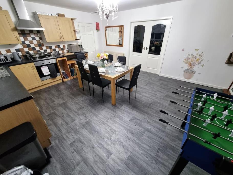 *C.Sani* Setup For Your Most Relaxed & Amazing Stay + Free Parking + Free Fast Wifi * Leeds  Extérieur photo