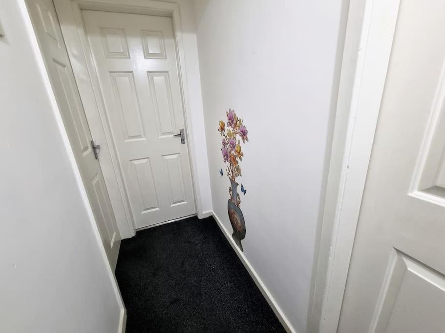 *C.Sani* Setup For Your Most Relaxed & Amazing Stay + Free Parking + Free Fast Wifi * Leeds  Extérieur photo