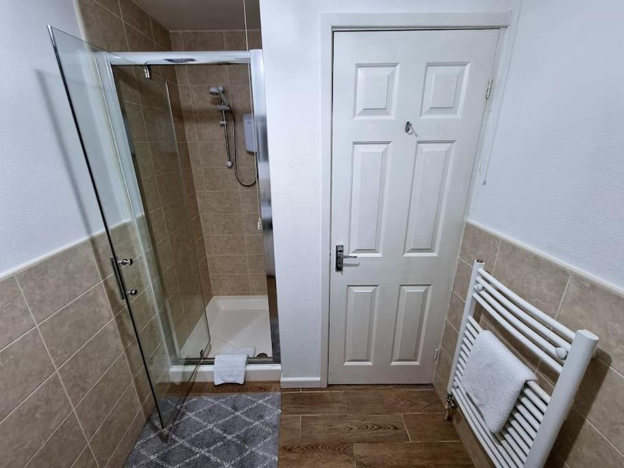 *C.Sani* Setup For Your Most Relaxed & Amazing Stay + Free Parking + Free Fast Wifi * Leeds  Extérieur photo